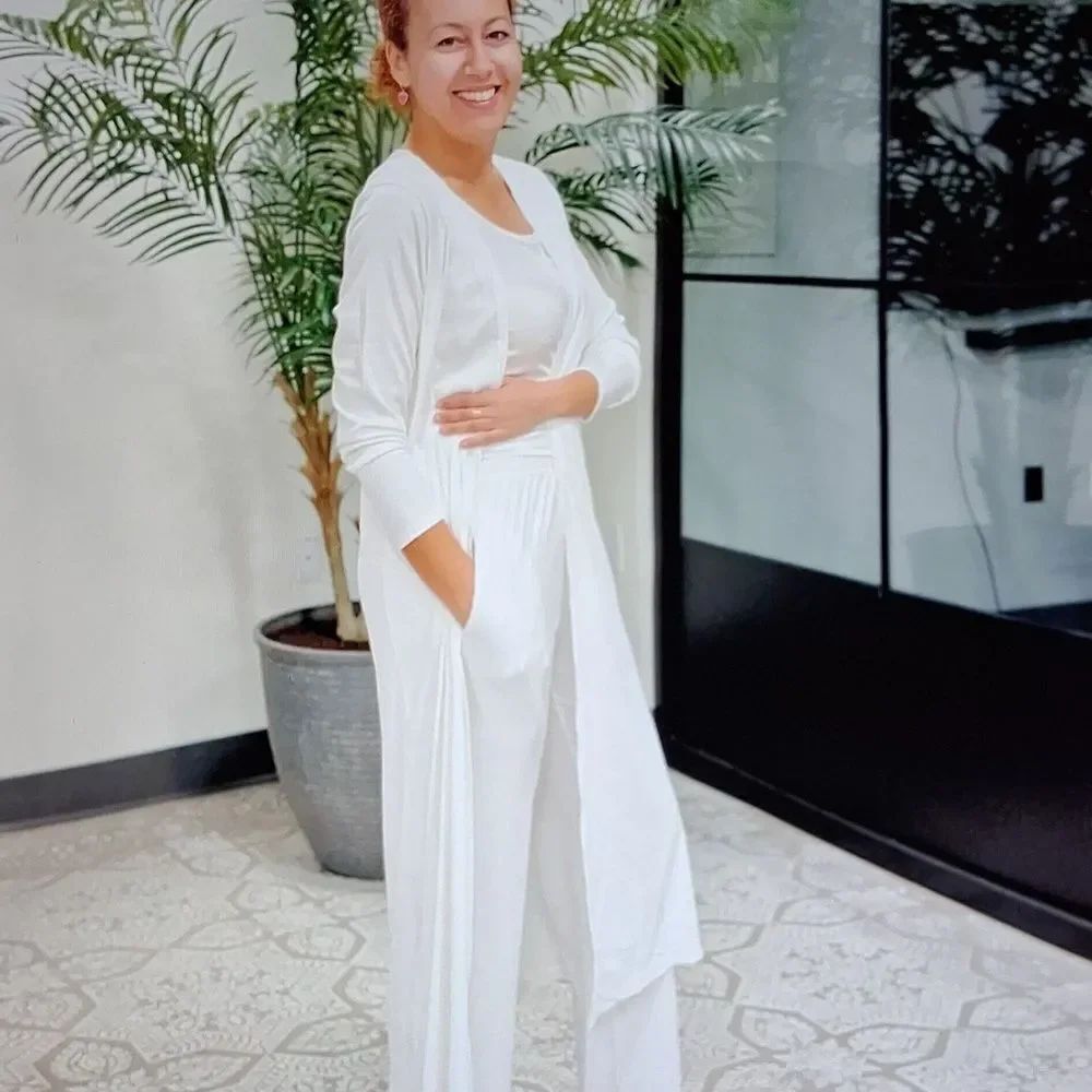 XXL 3 Piece Lounge & Everyday Comfort Set White New In Package By Hot